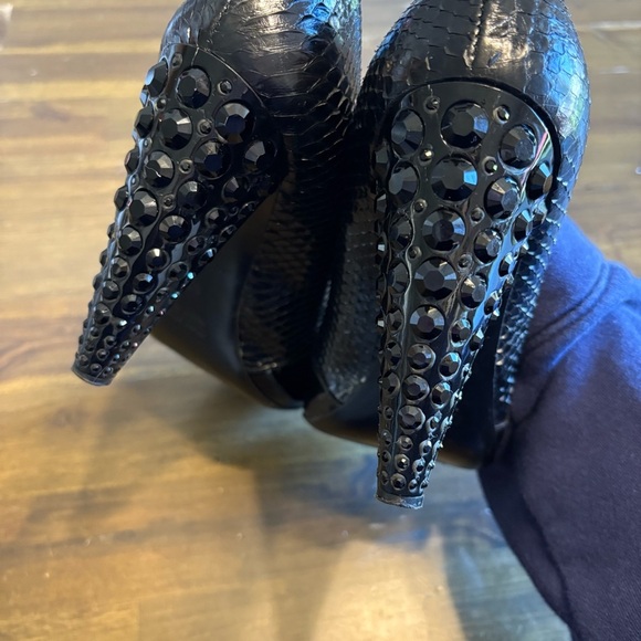 Miu Miu Black Patent Peep Toe Jeweled Heels Python Snake Skin Rhinestones 37 - Picture 14 of 14